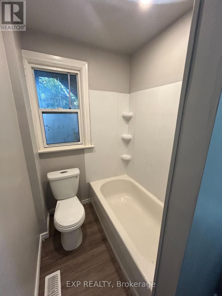 11 Hart Street Property Photo 16