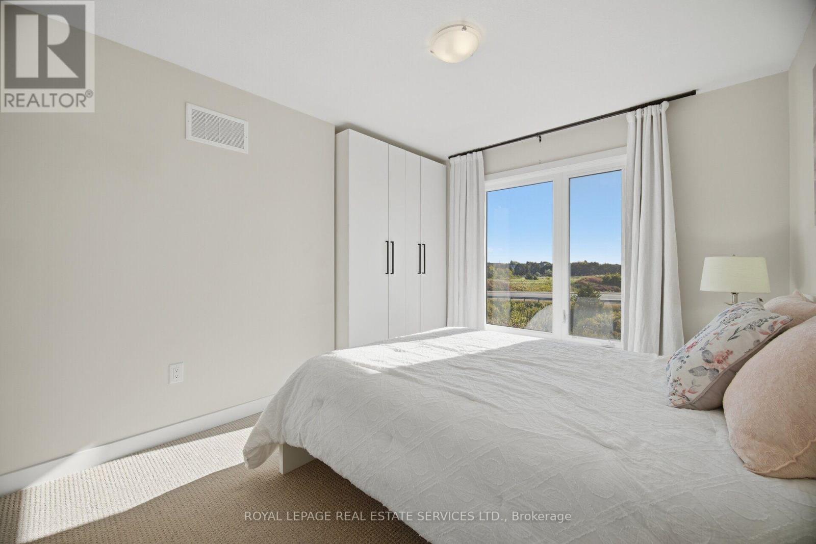 69 - 590 North Service Road Property Photo 37