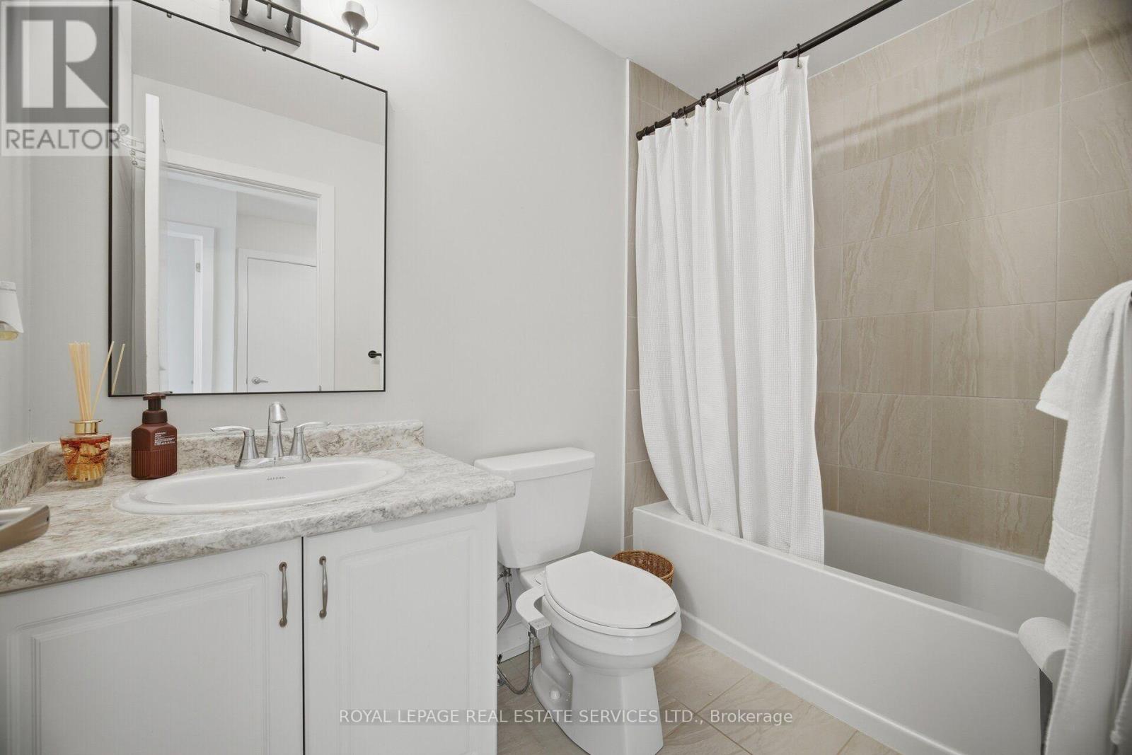 69 - 590 North Service Road Property Photo 45