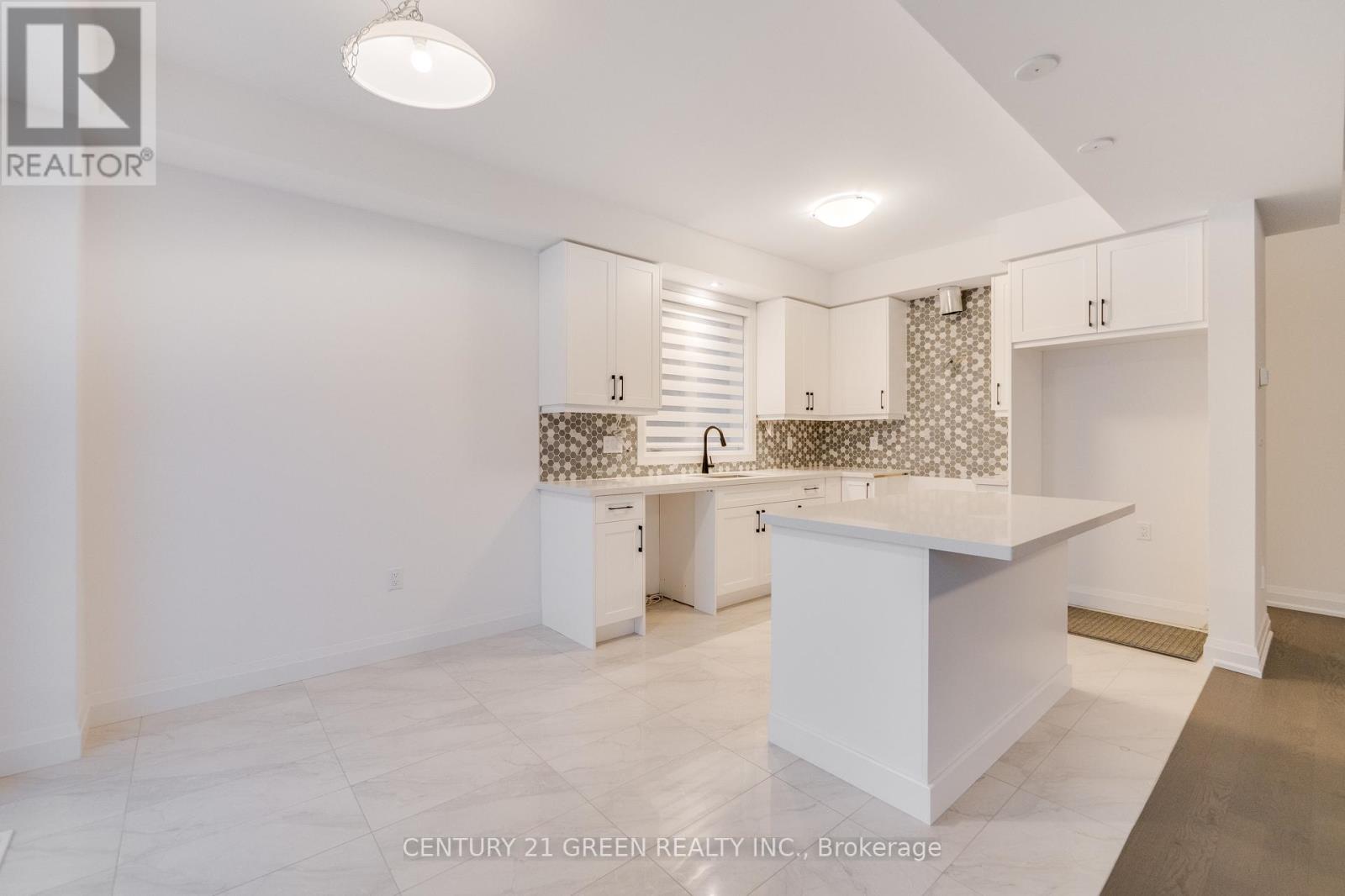 14 Holder Drive Property Photo 8