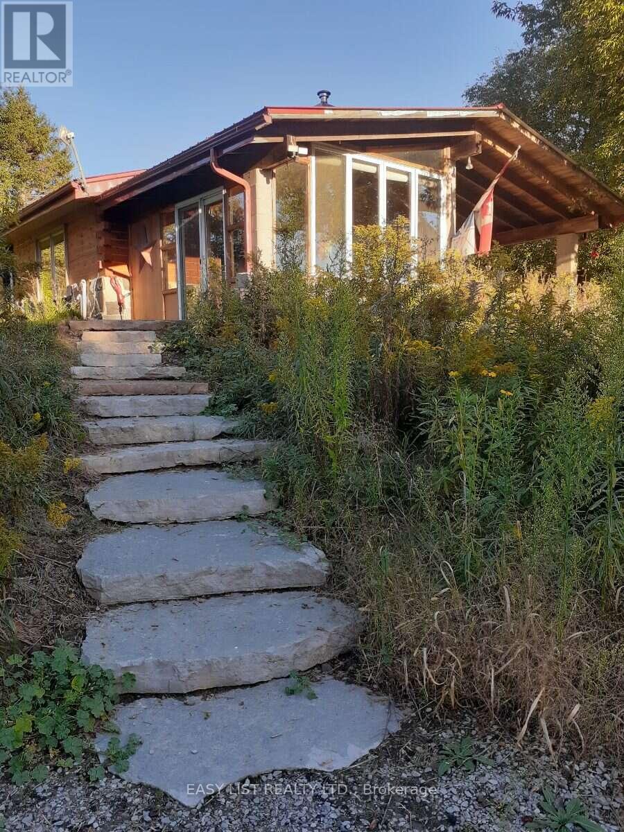 35 Kaladar Street Property Photo 3