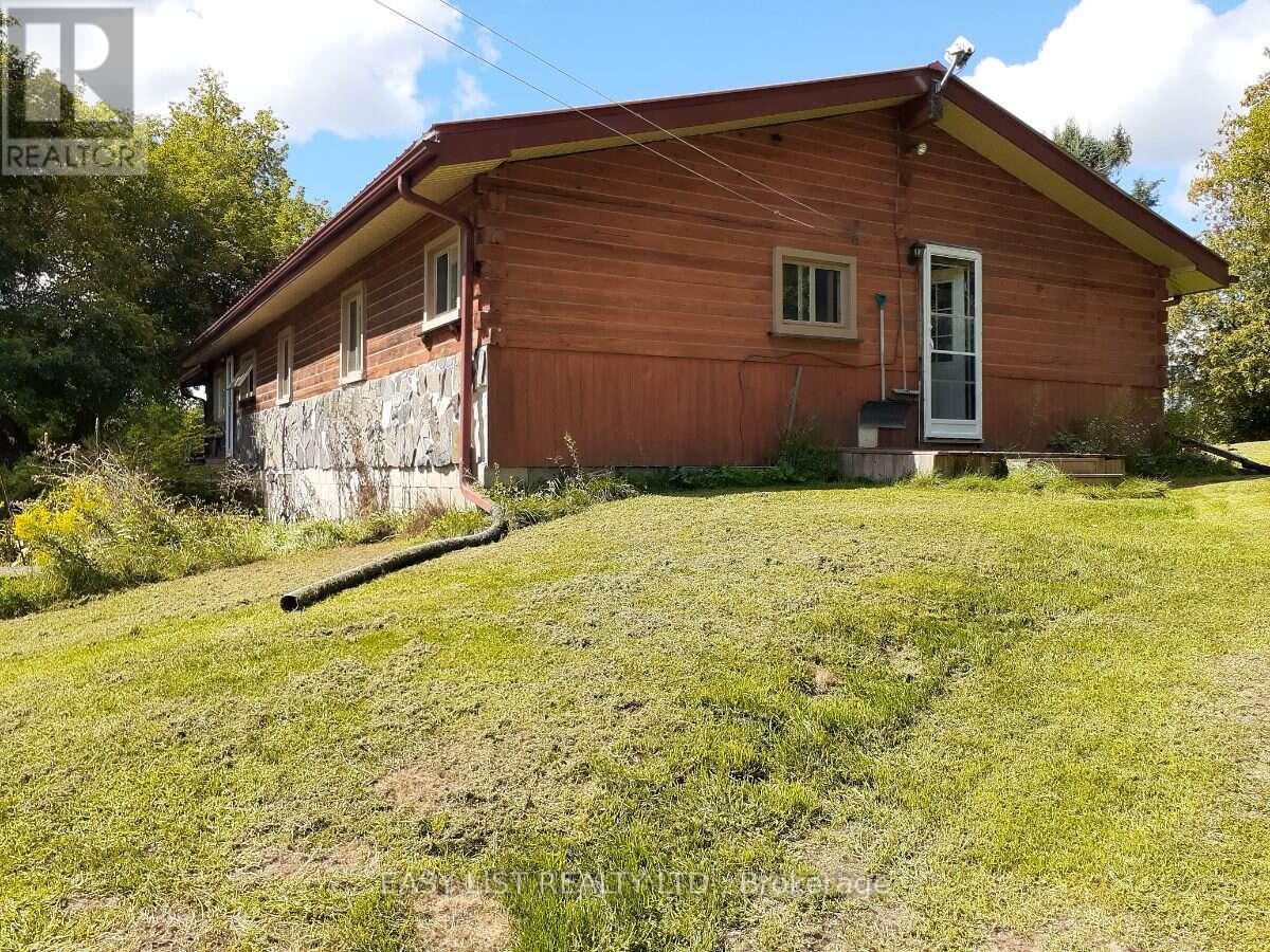 35 Kaladar Street Property Photo 9