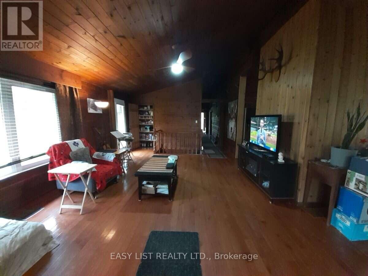 35 Kaladar Street Property Photo 23