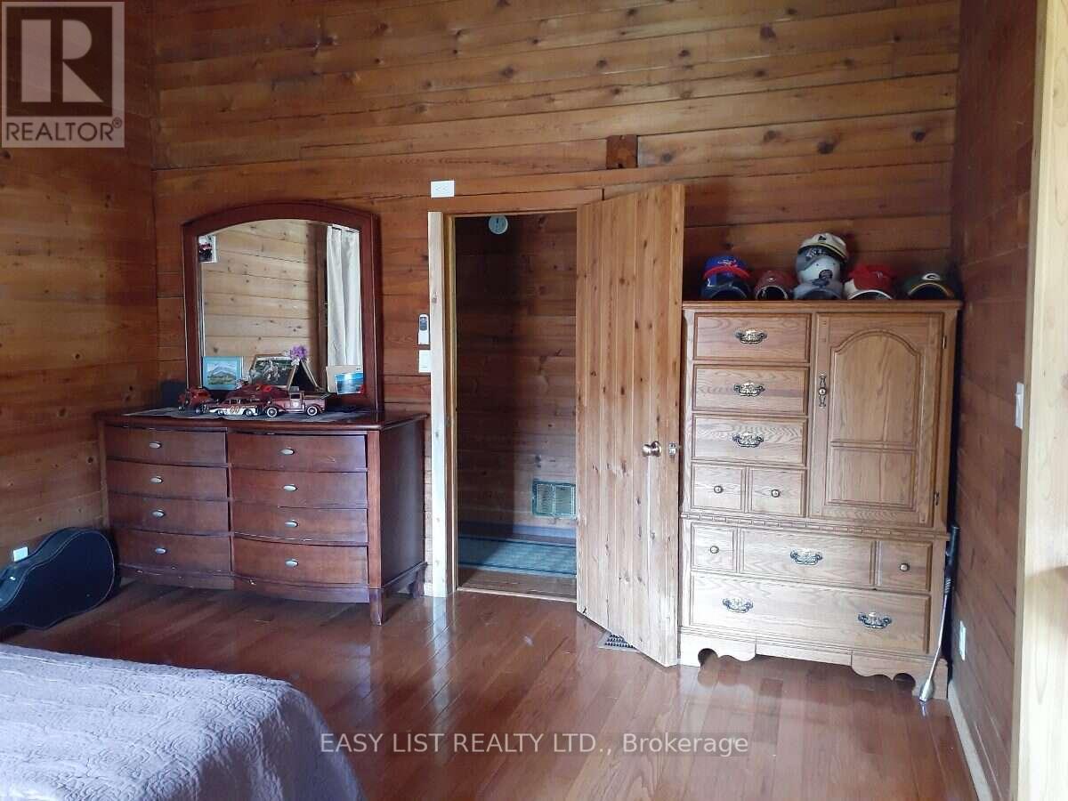 35 Kaladar Street Property Photo 31