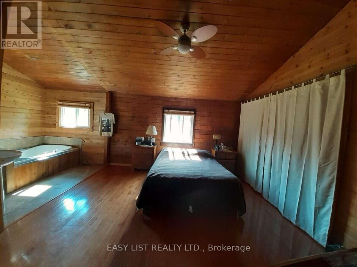 35 Kaladar Street Property Photo 32