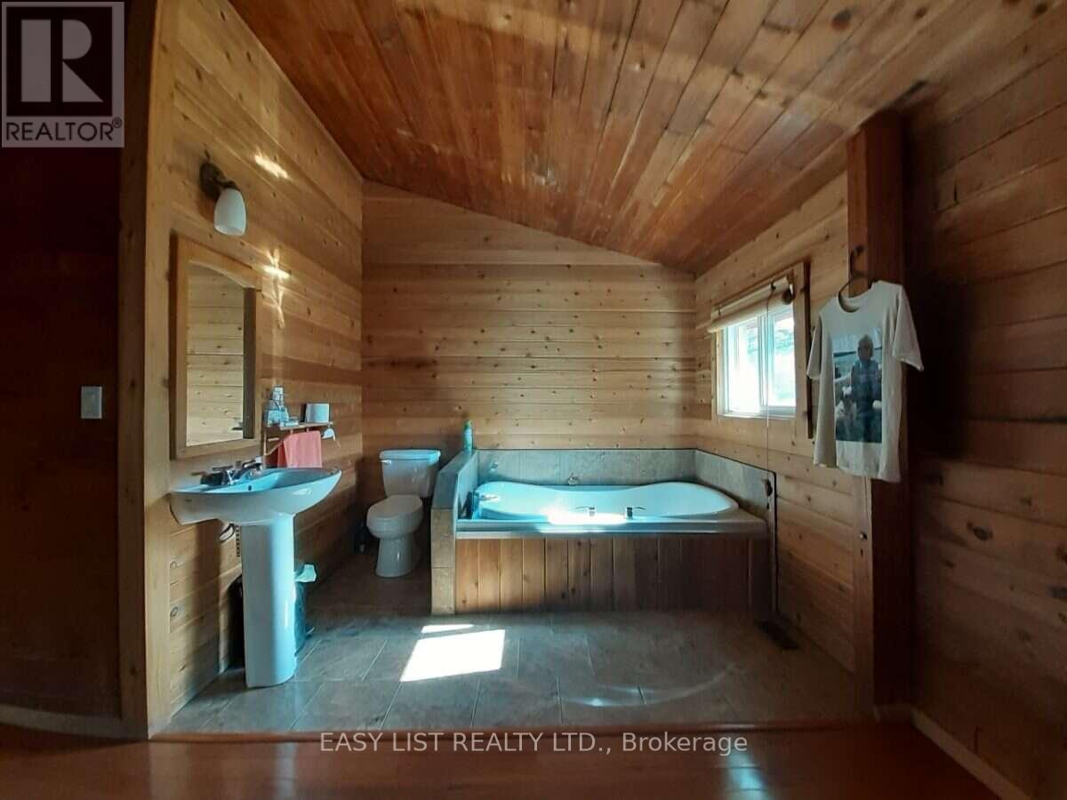 35 Kaladar Street Property Photo 34