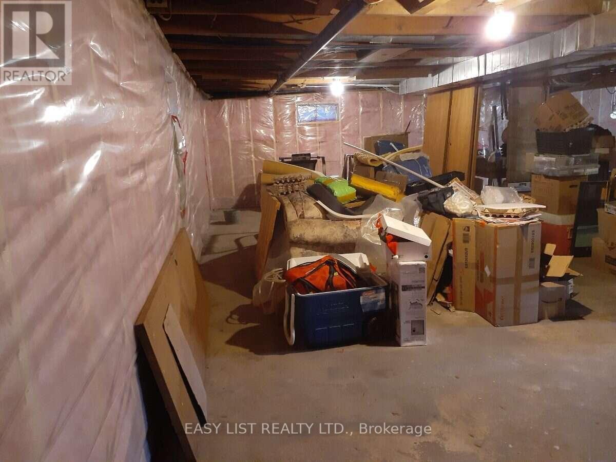 35 Kaladar Street Property Photo 45