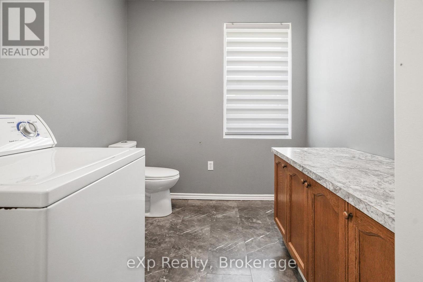 44 Schade Street Property Photo 21