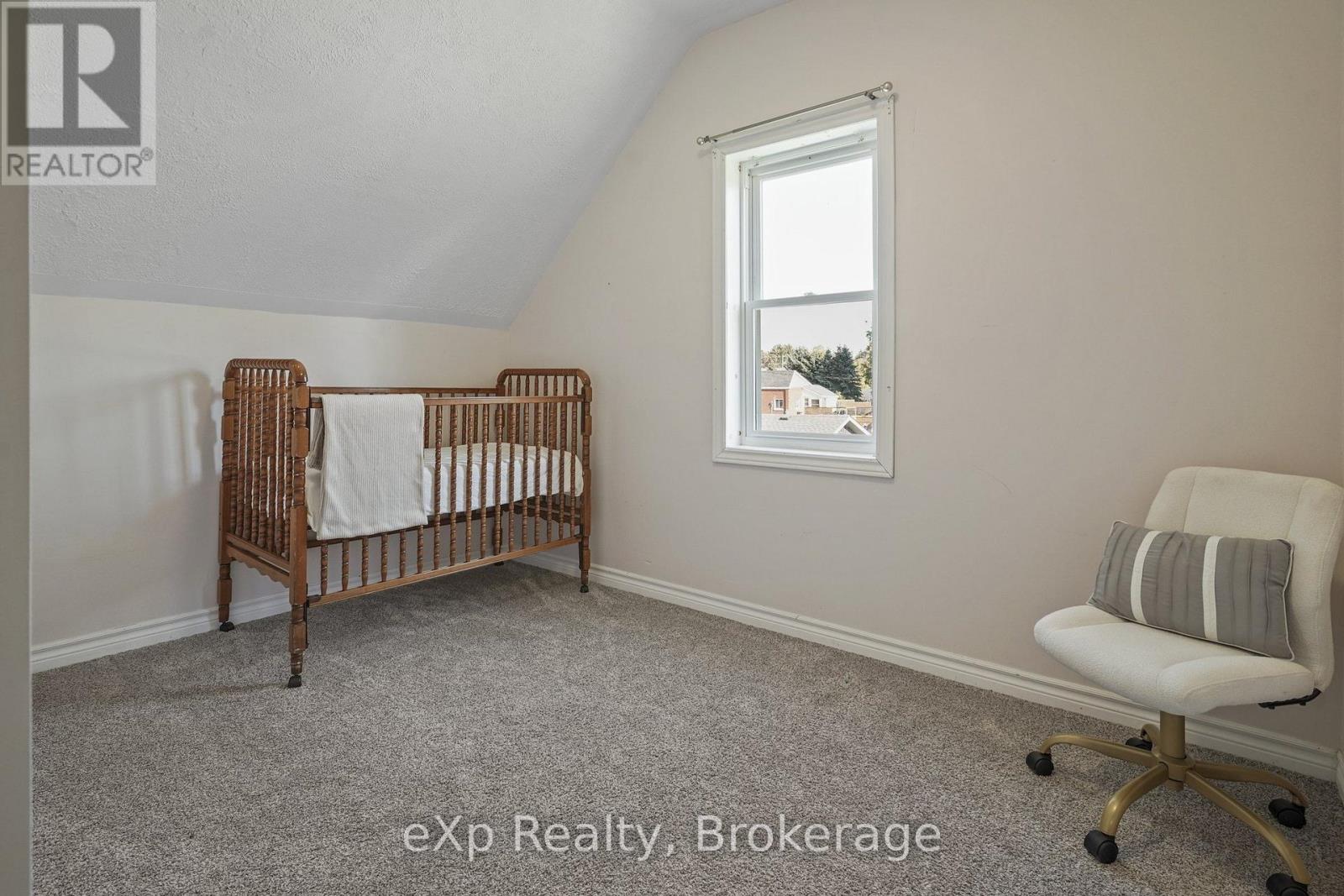 44 Schade Street Property Photo 28