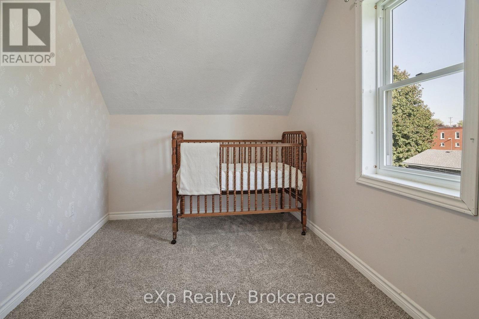 44 Schade Street Property Photo 29
