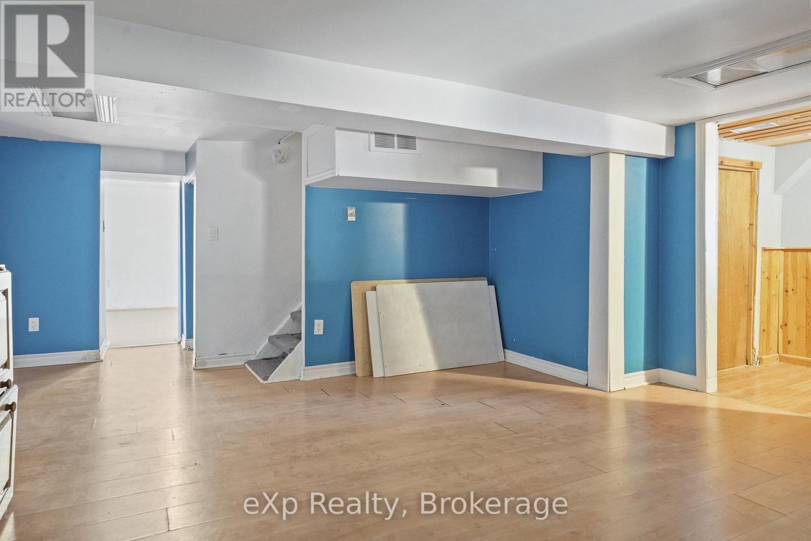 44 Schade Street Property Photo 36