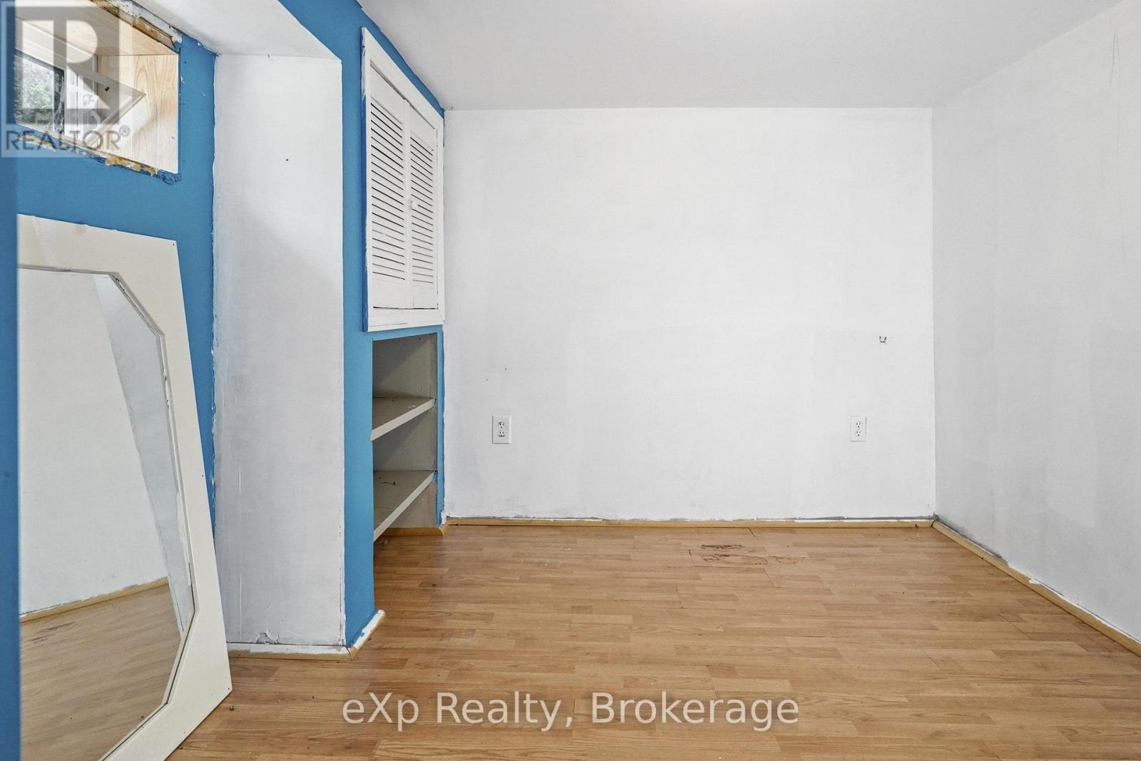 44 Schade Street Property Photo 37