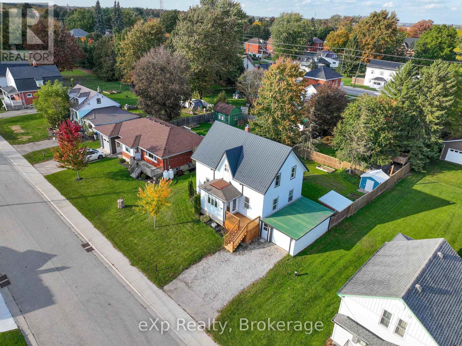 44 Schade Street Property Photo 43