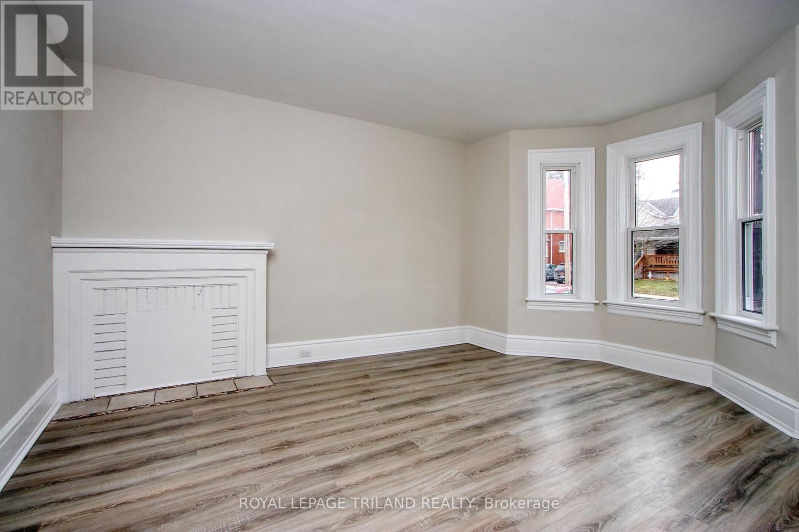 2 - 53 Gladstone Avenue Property Photo 2