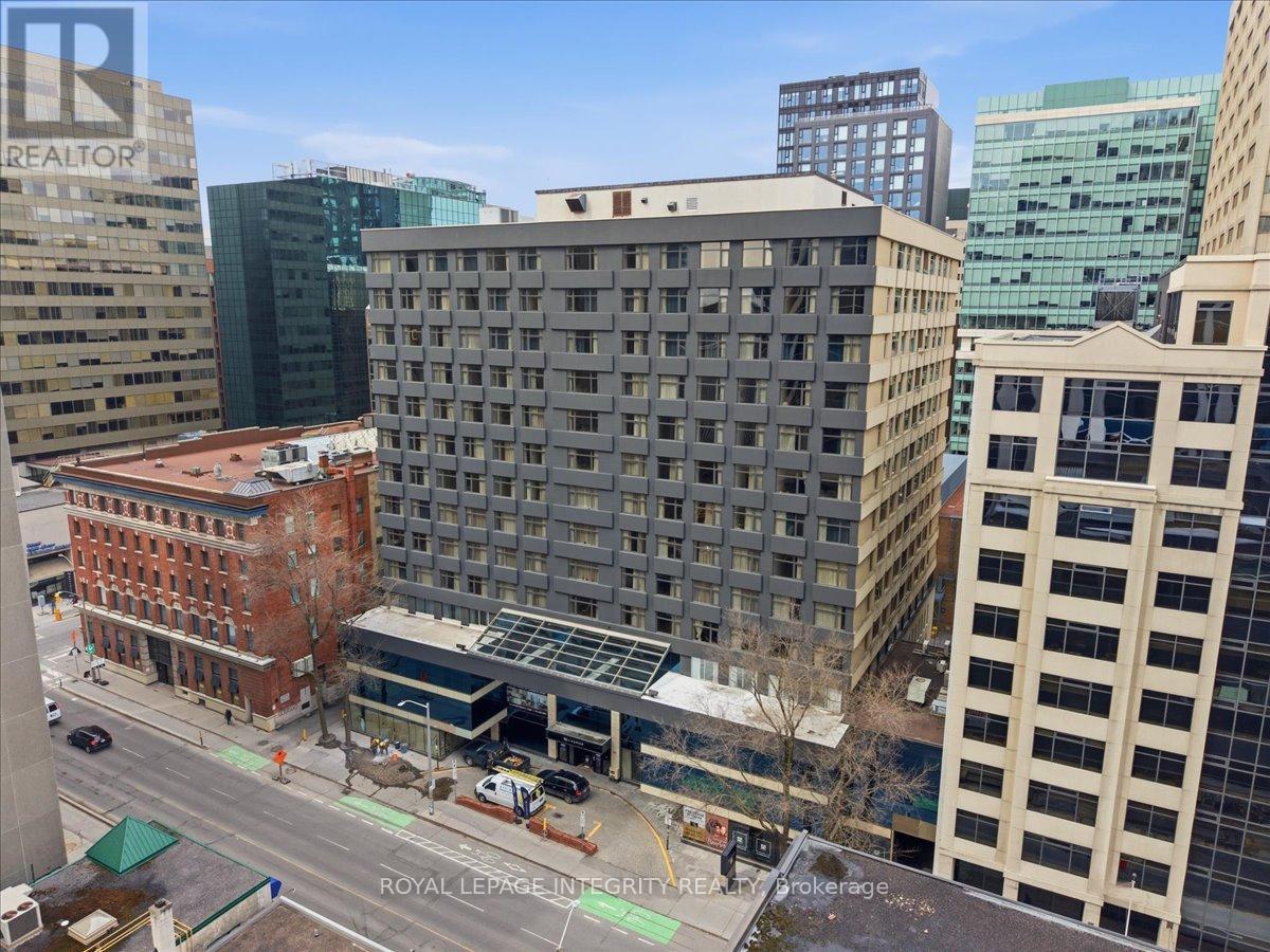917 - 161 Laurier Avenue W Property Photo 12