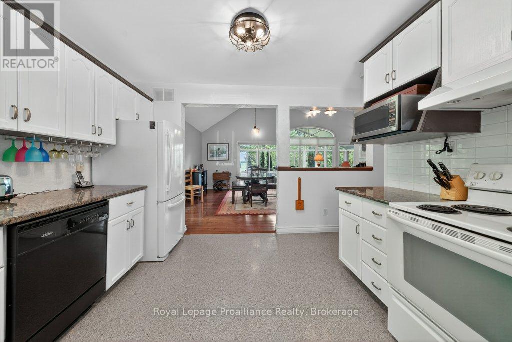1401 Whites Road Property Photo 13