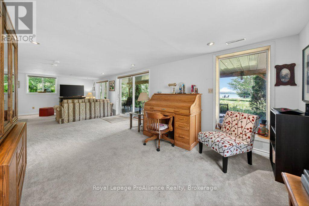 1401 Whites Road Property Photo 32