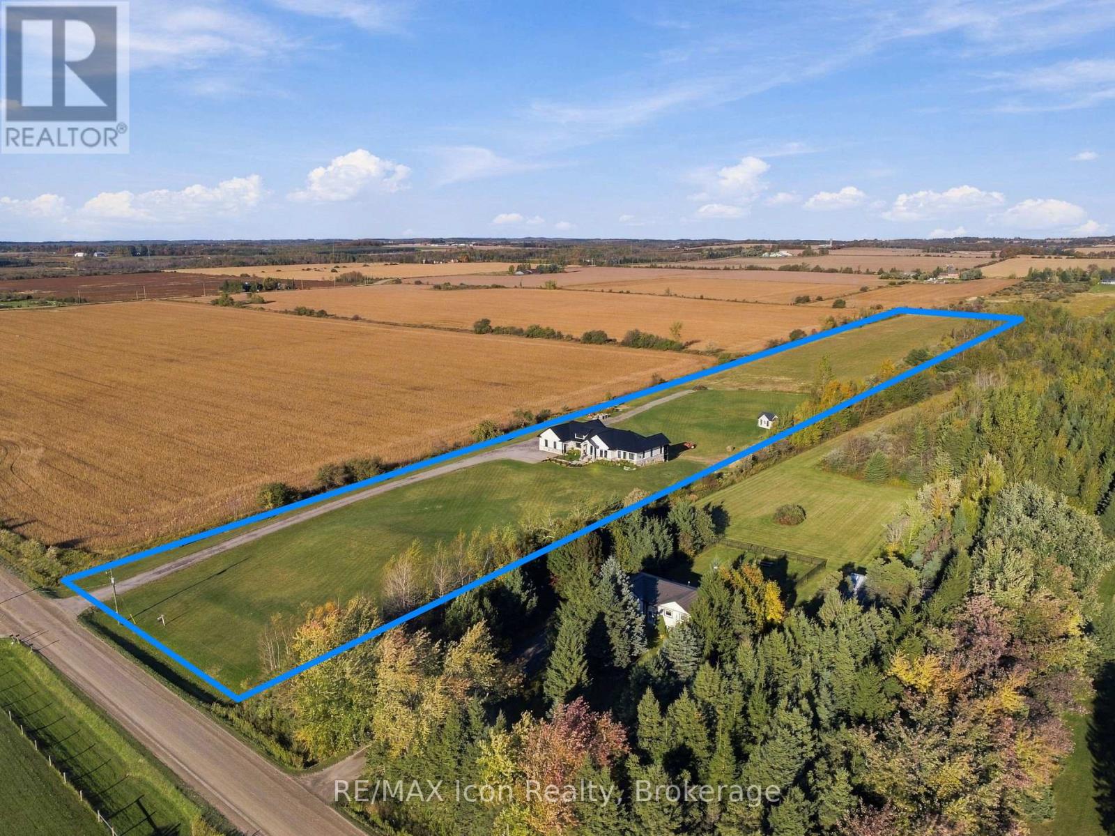 373227 6th Line Property Photo 3