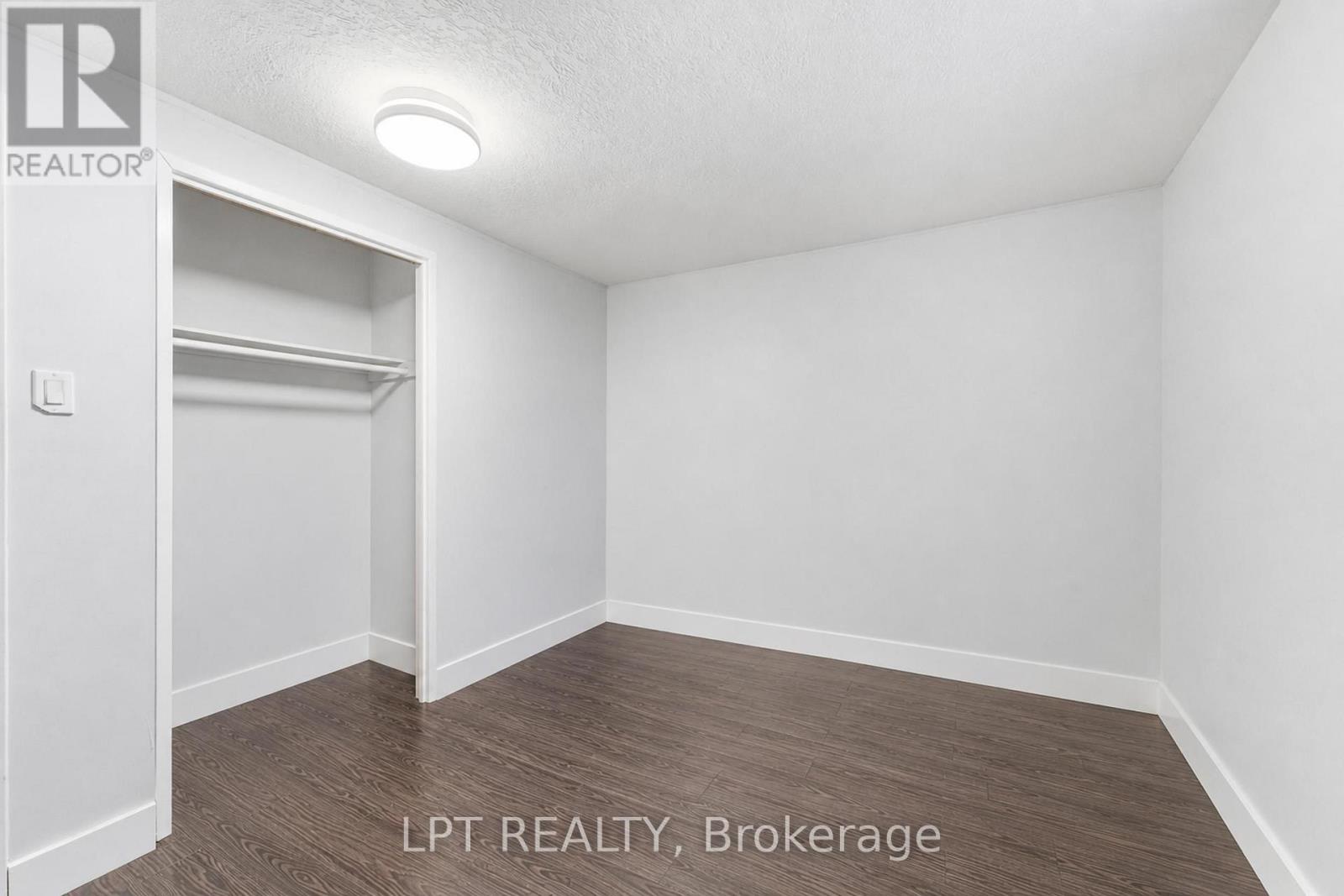 208 Deveron Crescent Property Photo 15