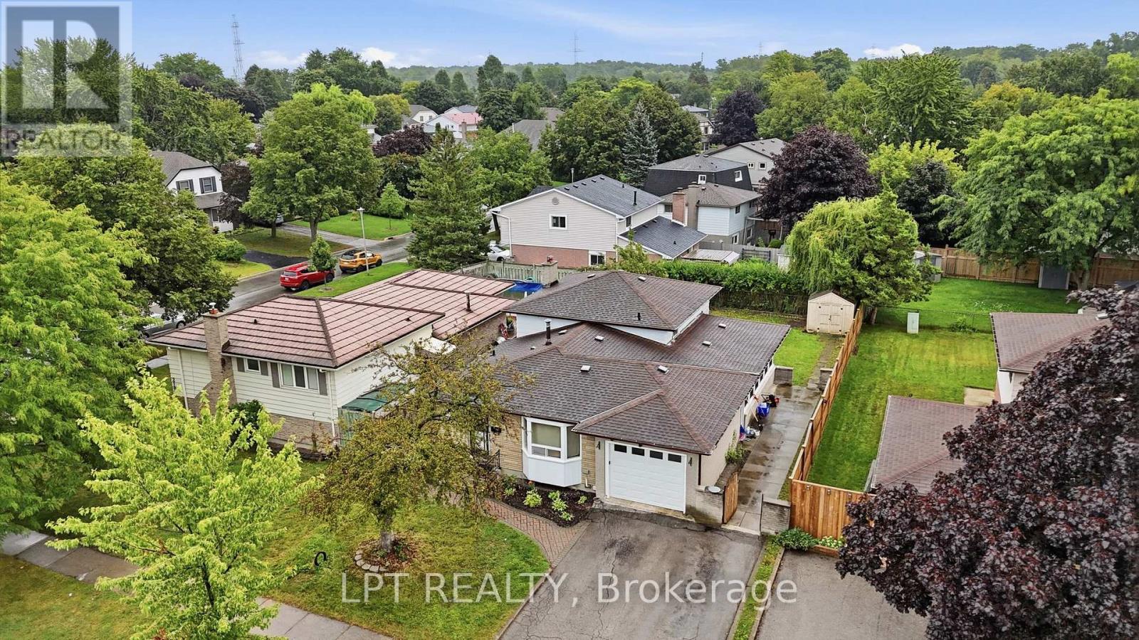 208 Deveron Crescent Property Photo 39