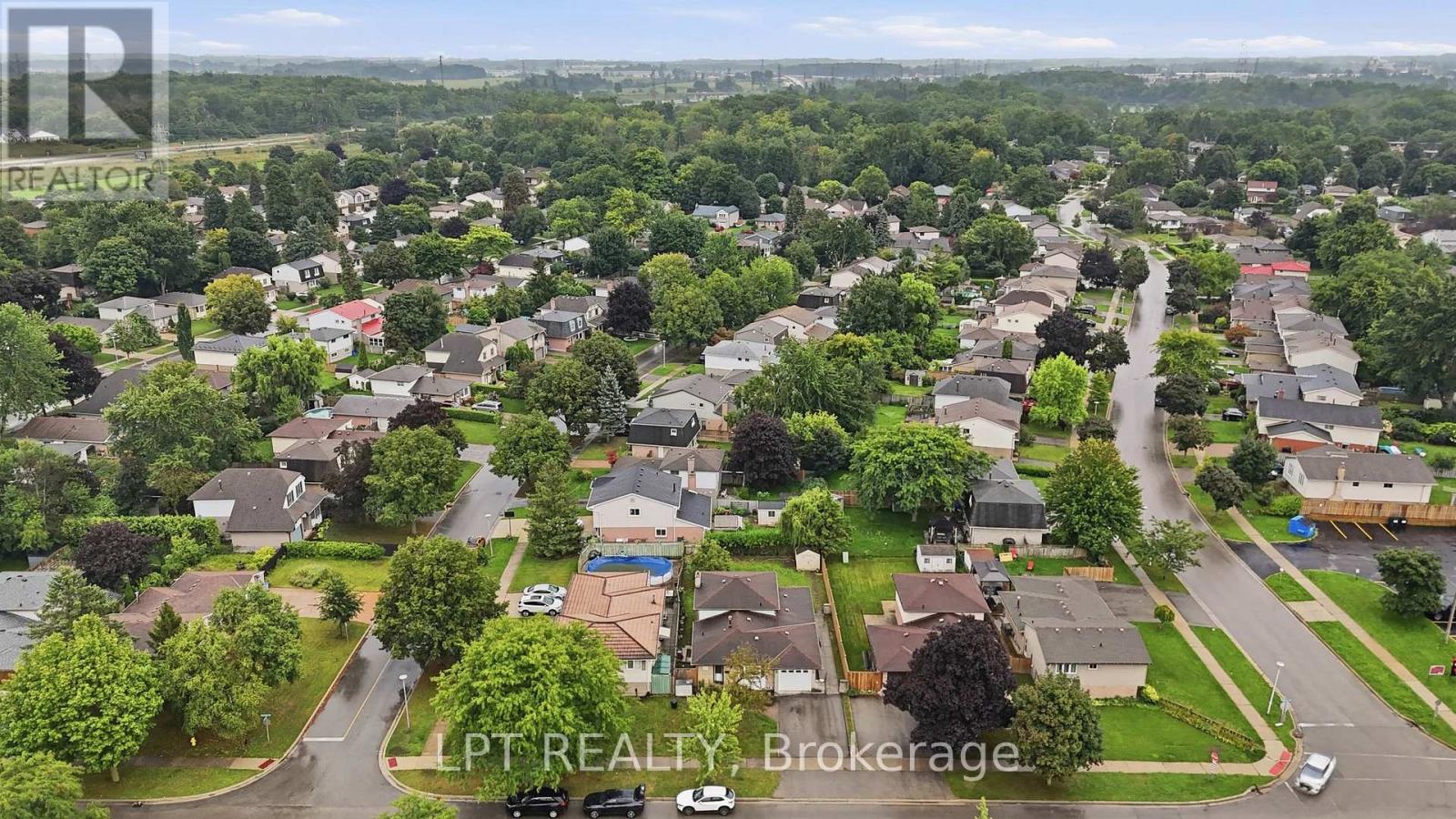 208 Deveron Crescent Property Photo 44