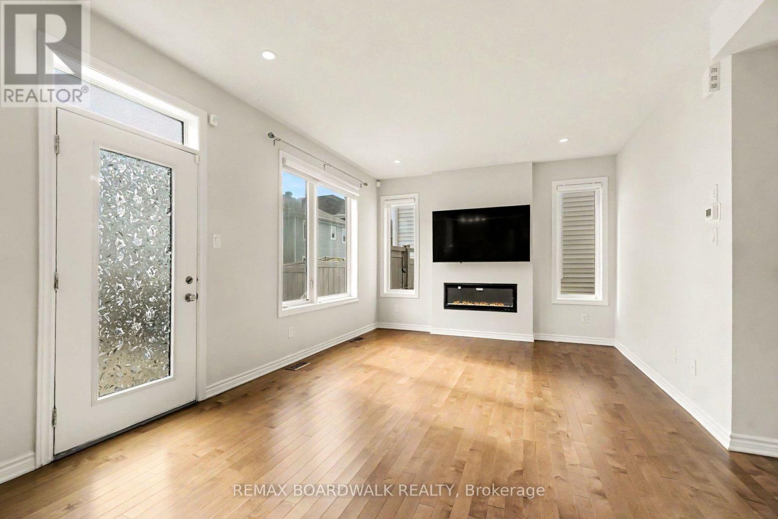 1008 Carden Lane Property Photo 14