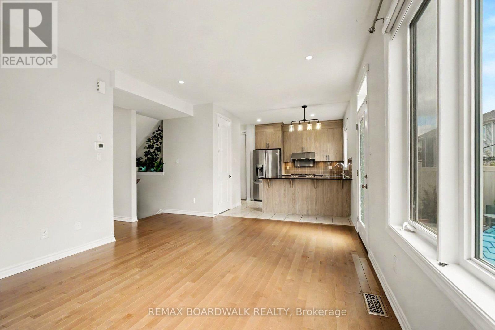 1008 Carden Lane Property Photo 15