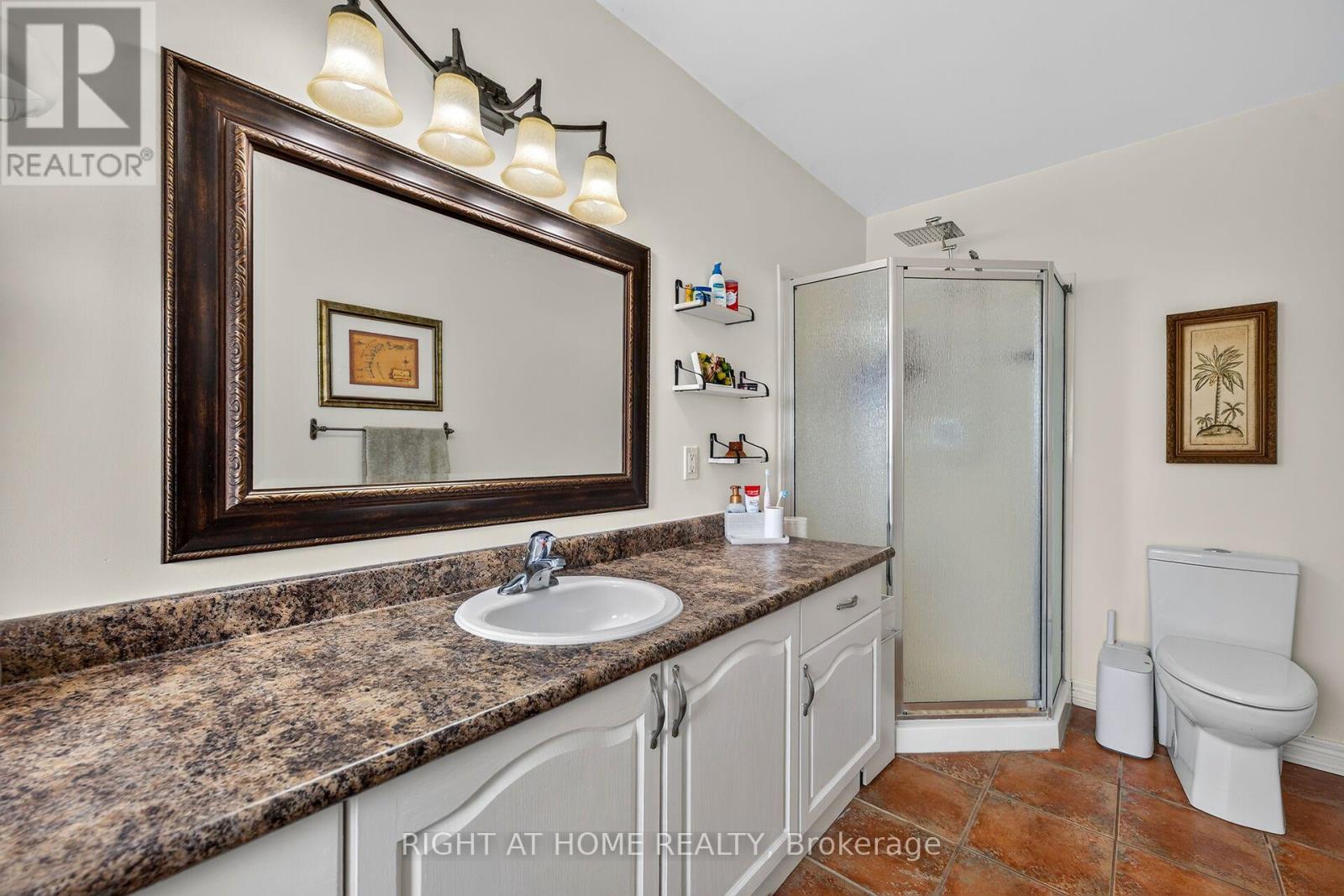 54 Vinifera Drive Property Photo 20
