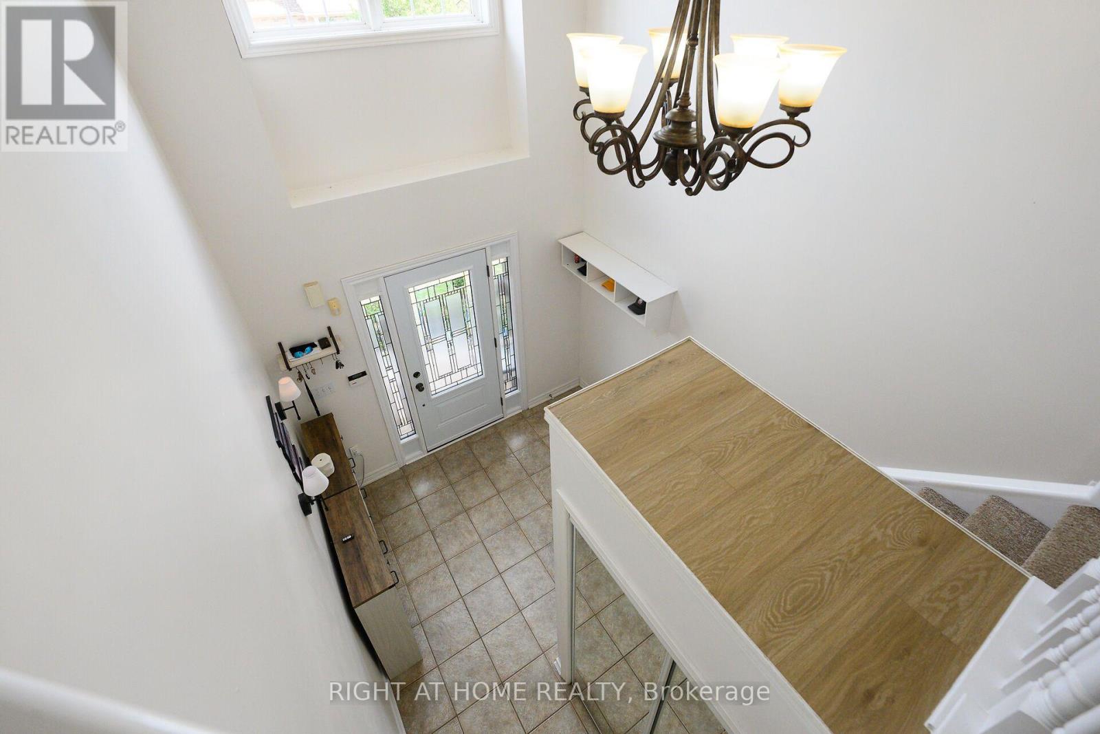 54 Vinifera Drive Property Photo 26