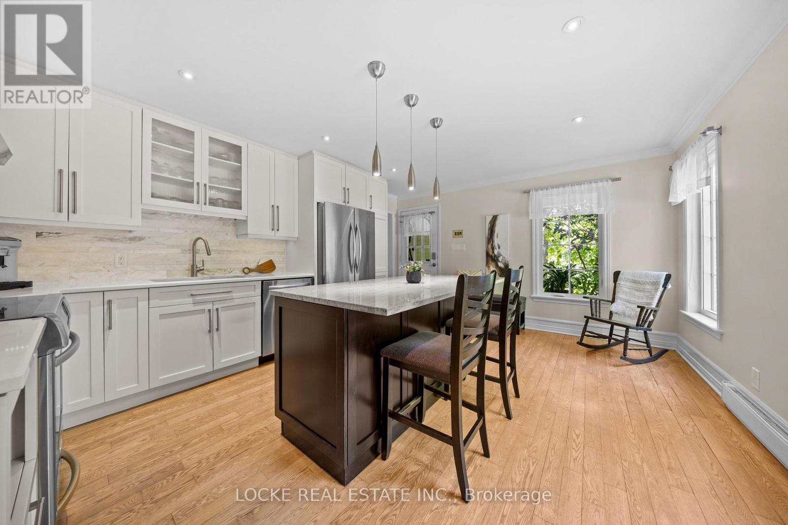2207 Pleasantview Court Property Photo 8