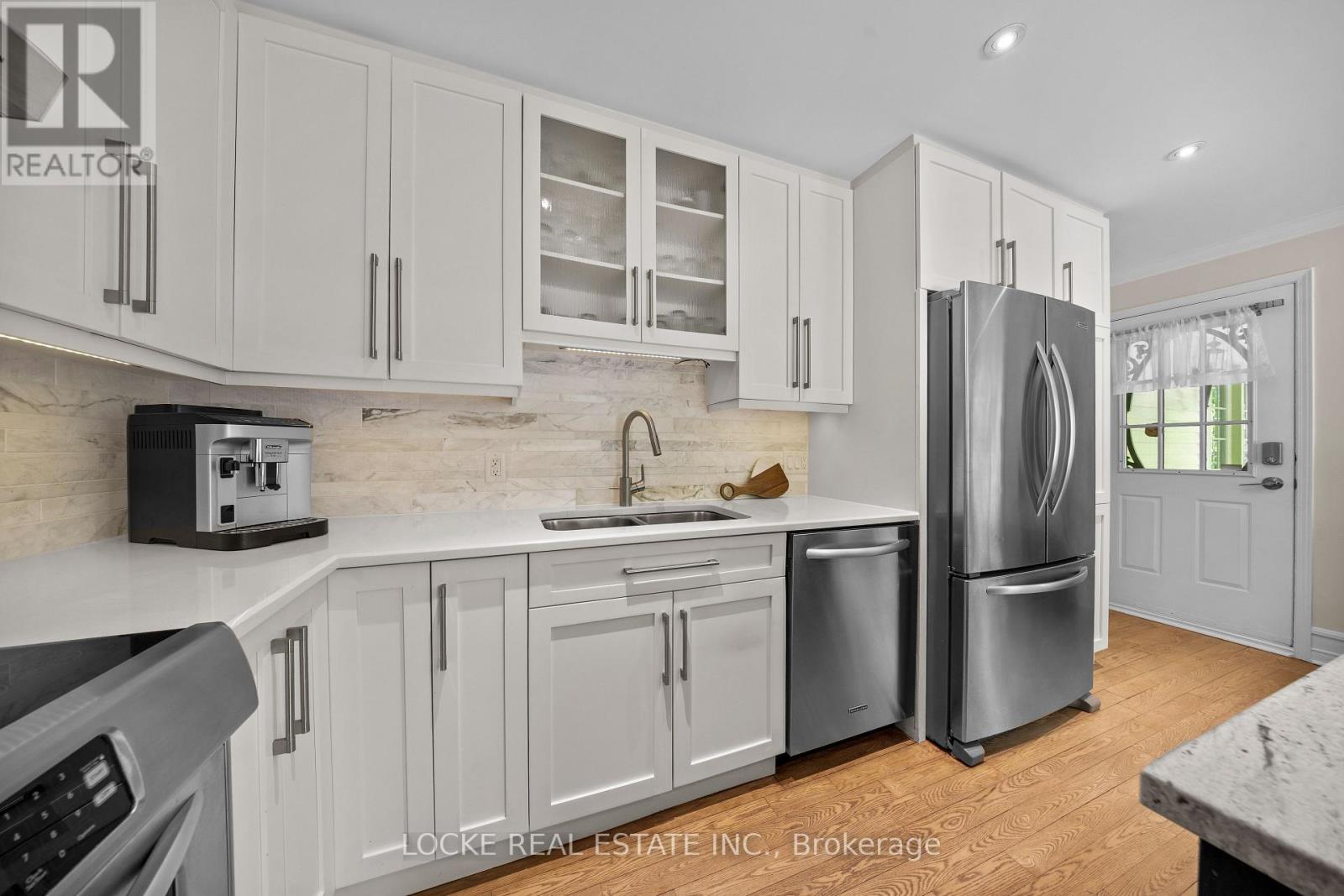 2207 Pleasantview Court Property Photo 11