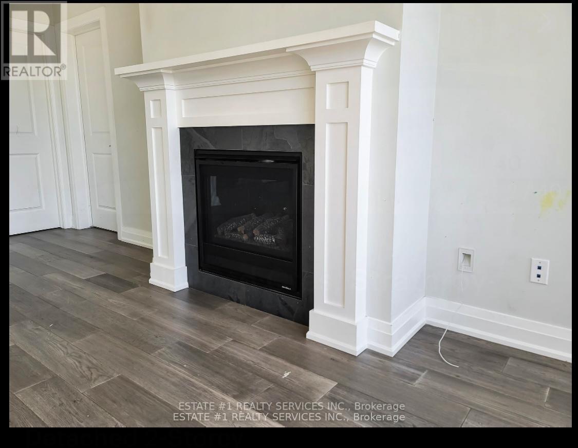 2047 Lockwood Crescent Property Photo 20