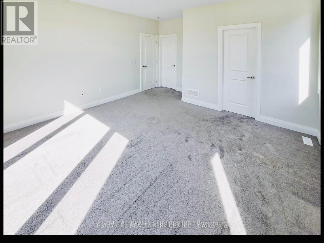 2047 Lockwood Crescent Property Photo 24