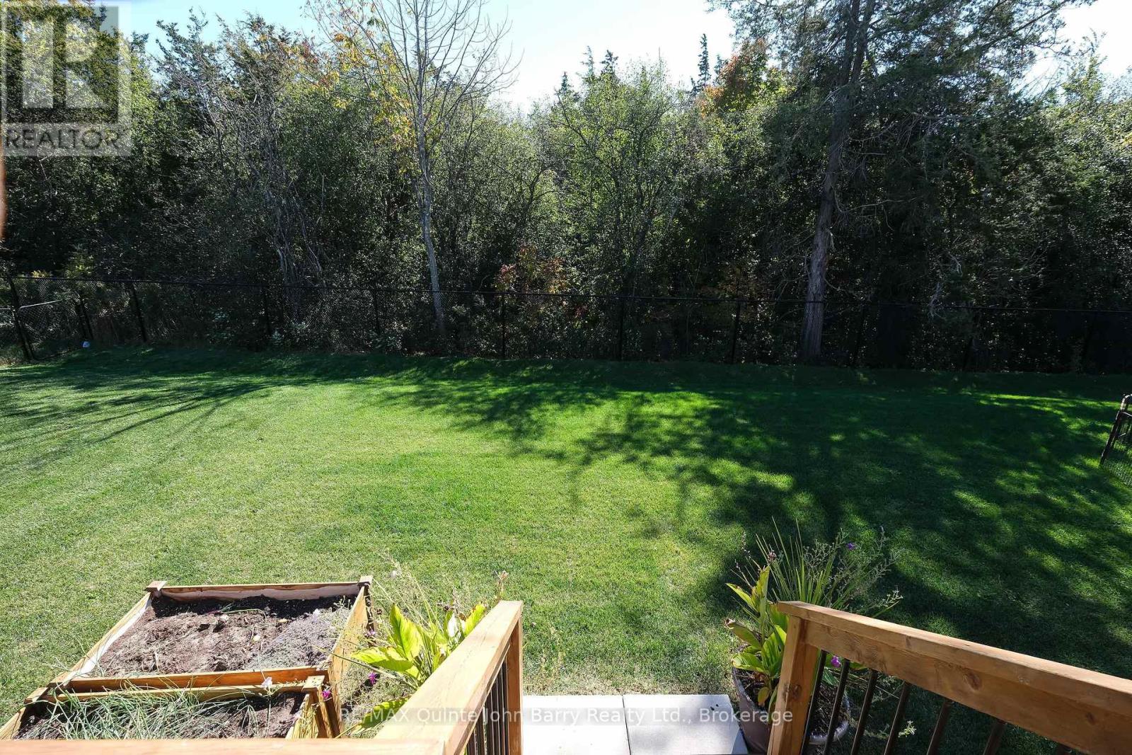 25 Hillside Meadow Drive Property Photo 26