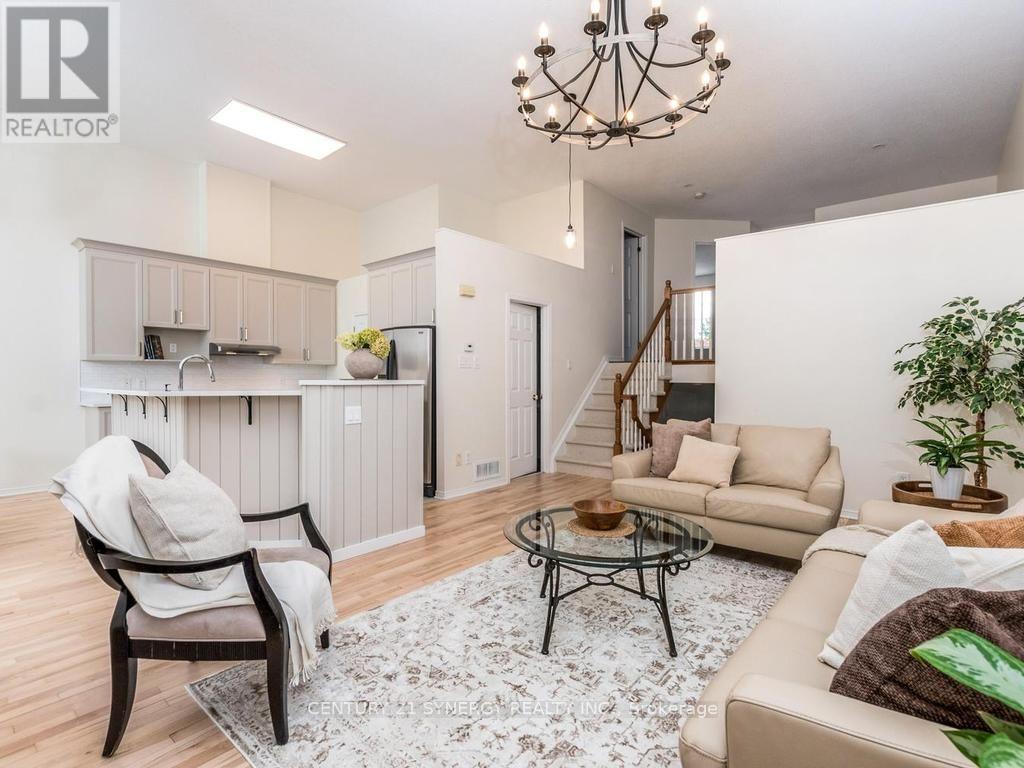 128 Macassa Circle Property Photo 12