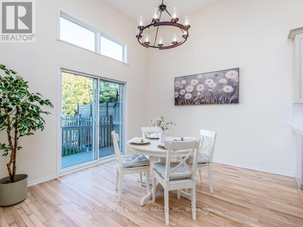 128 Macassa Circle Property Photo 15