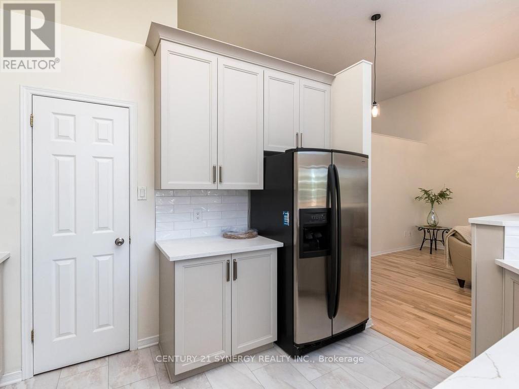 128 Macassa Circle Property Photo 17