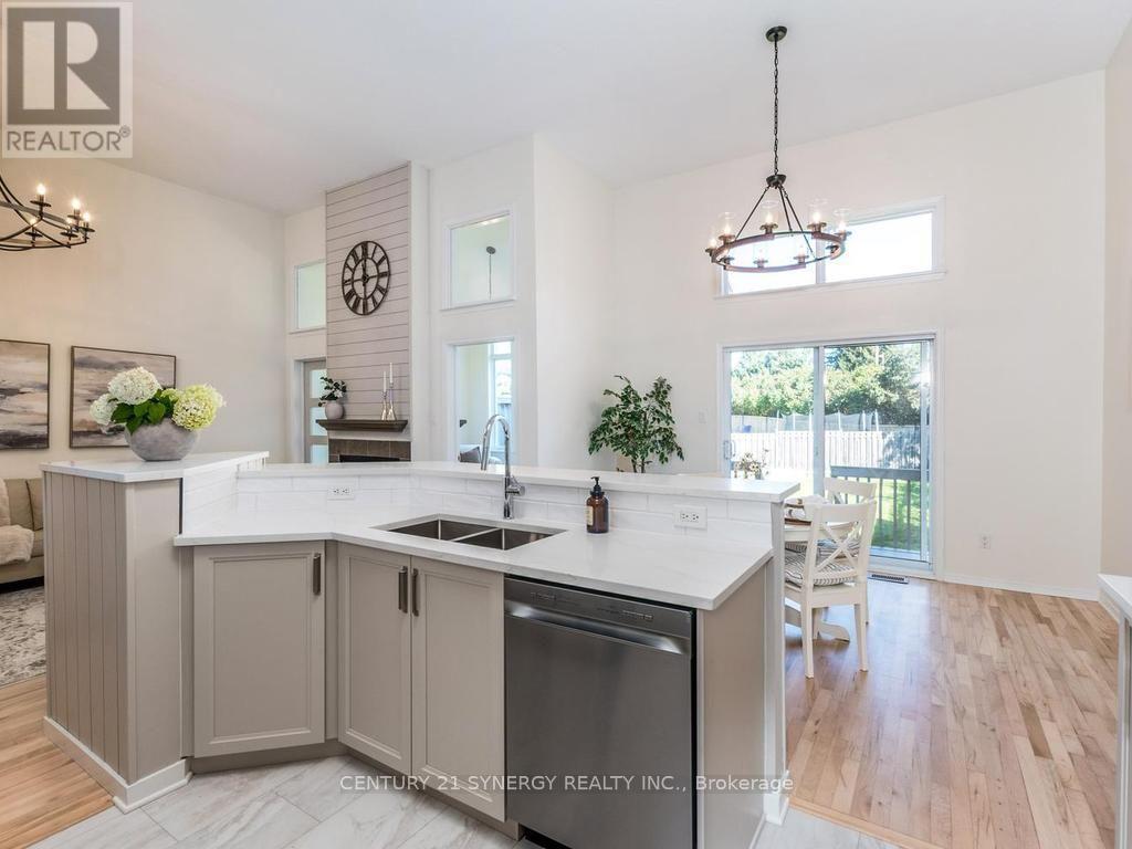 128 Macassa Circle Property Photo 19