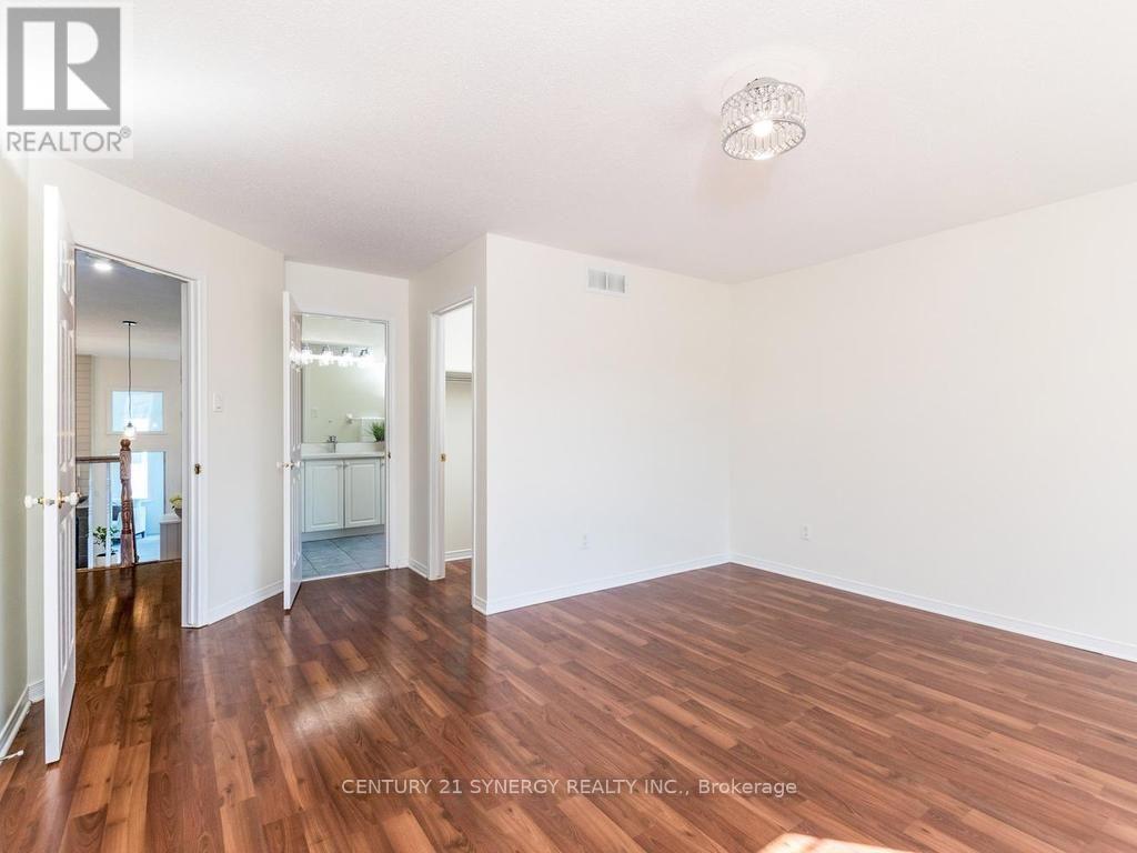 128 Macassa Circle Property Photo 24