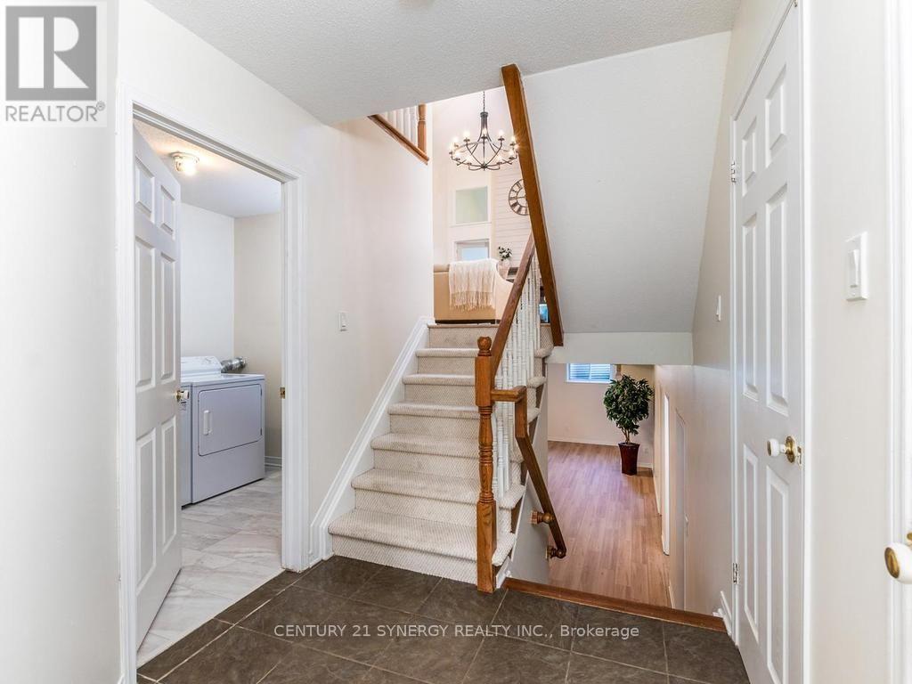 128 Macassa Circle Property Photo 31