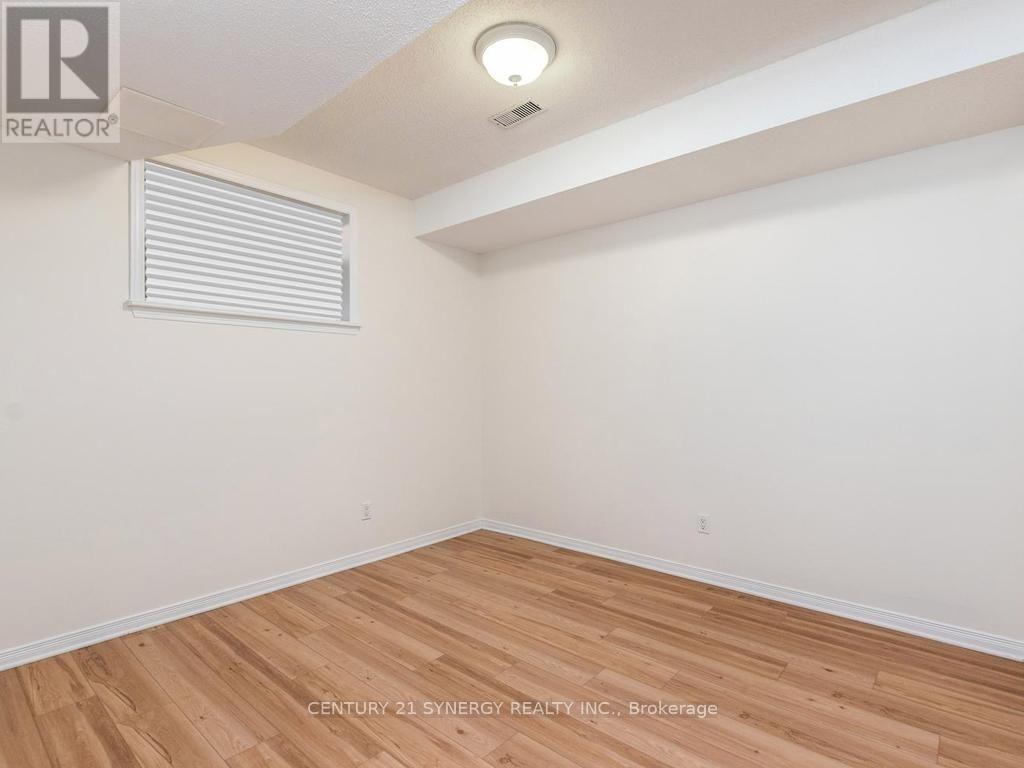 128 Macassa Circle Property Photo 38