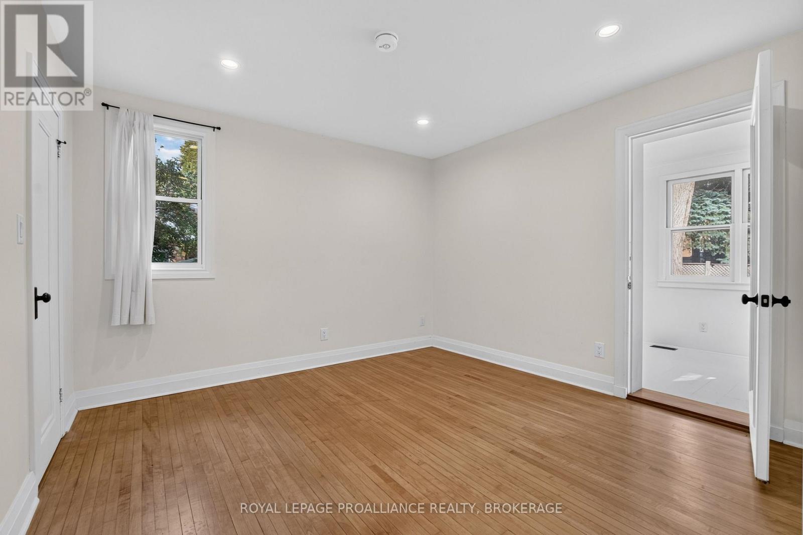 229 Park Street Property Photo 18