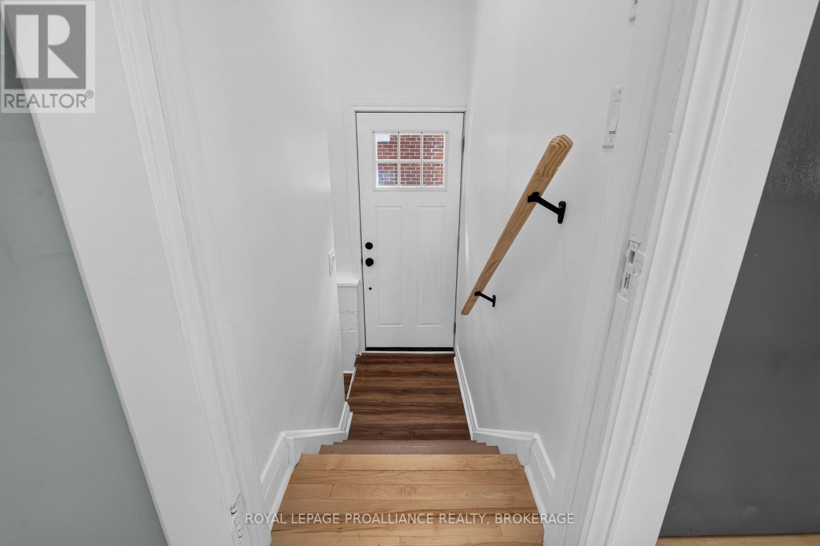 229 Park Street Property Photo 27