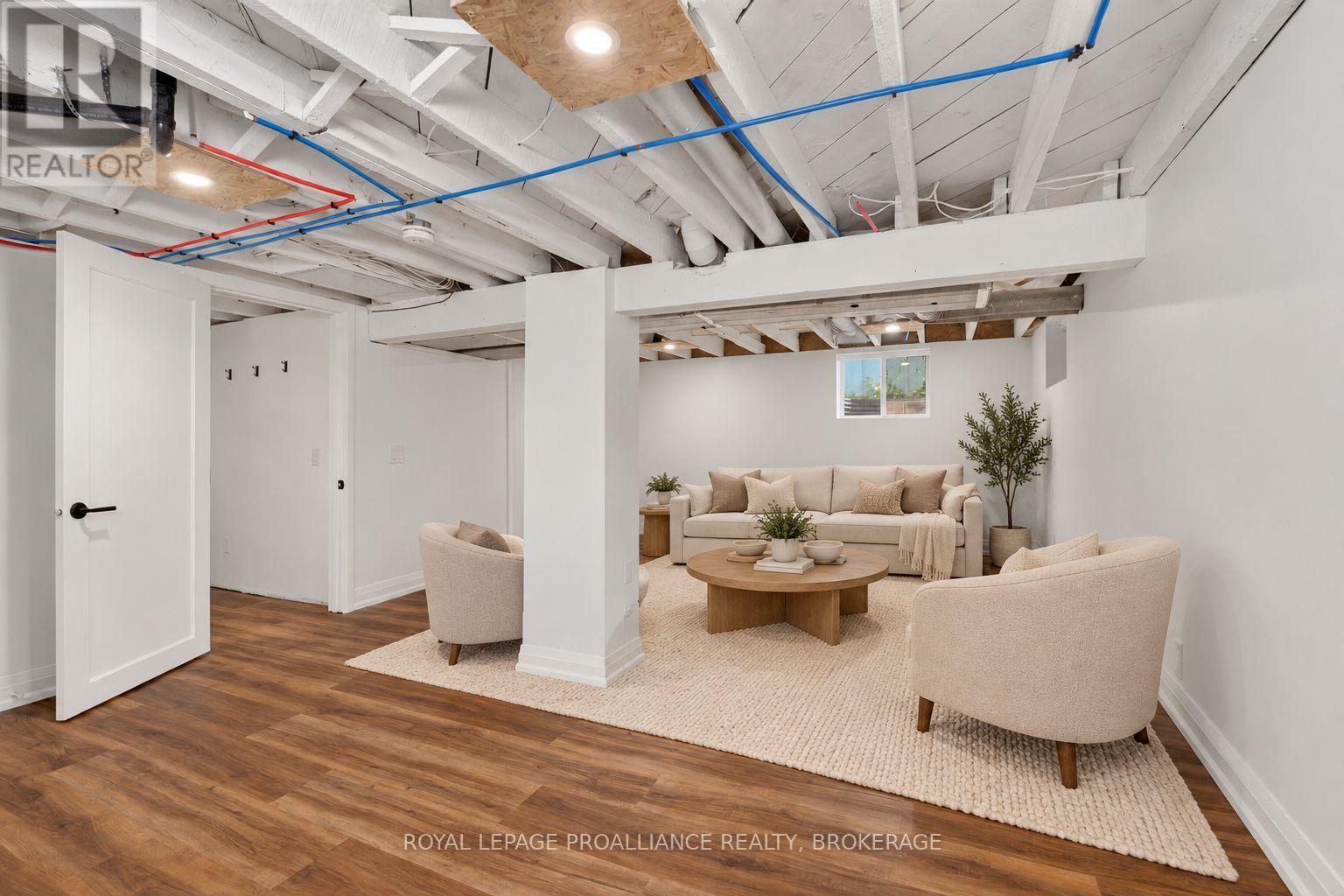 229 Park Street Property Photo 29