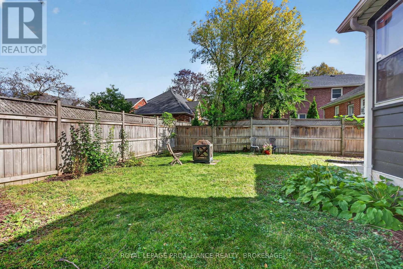 229 Park Street Property Photo 41