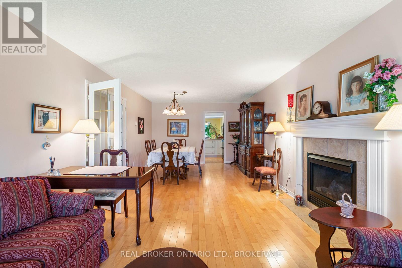 508 Jo Anne Crescent Property Photo 8