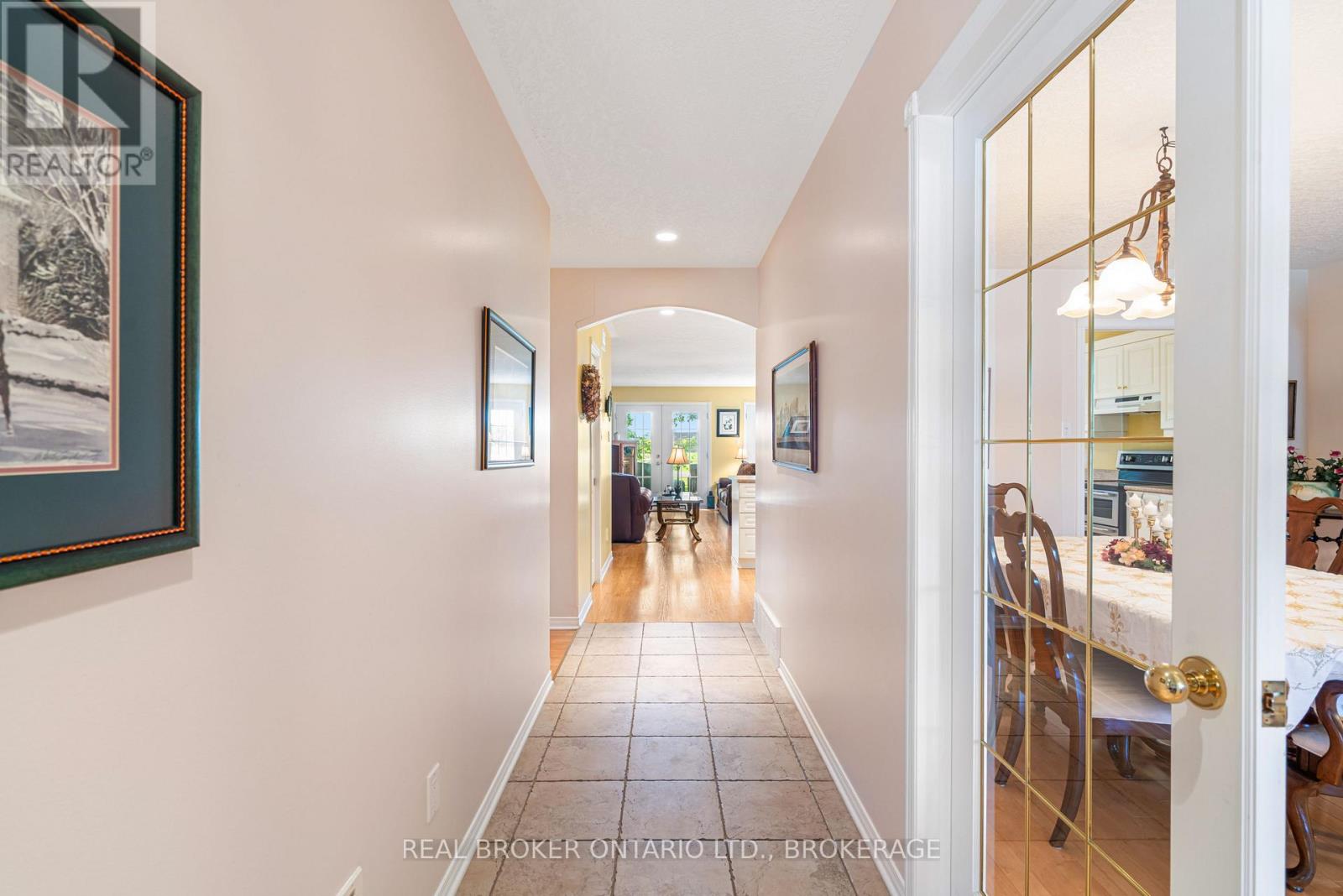 508 Jo Anne Crescent Property Photo 12