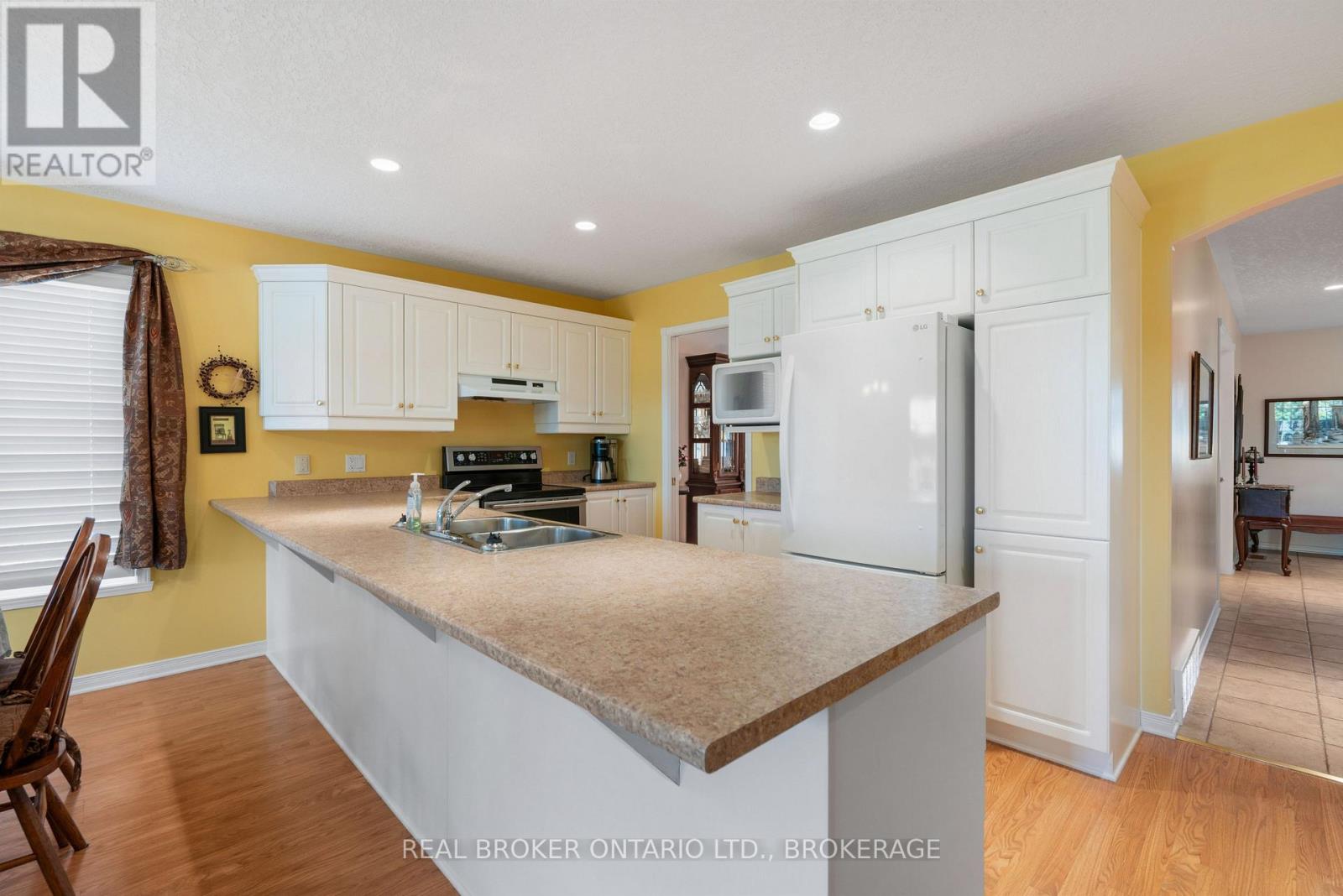 508 Jo Anne Crescent Property Photo 16