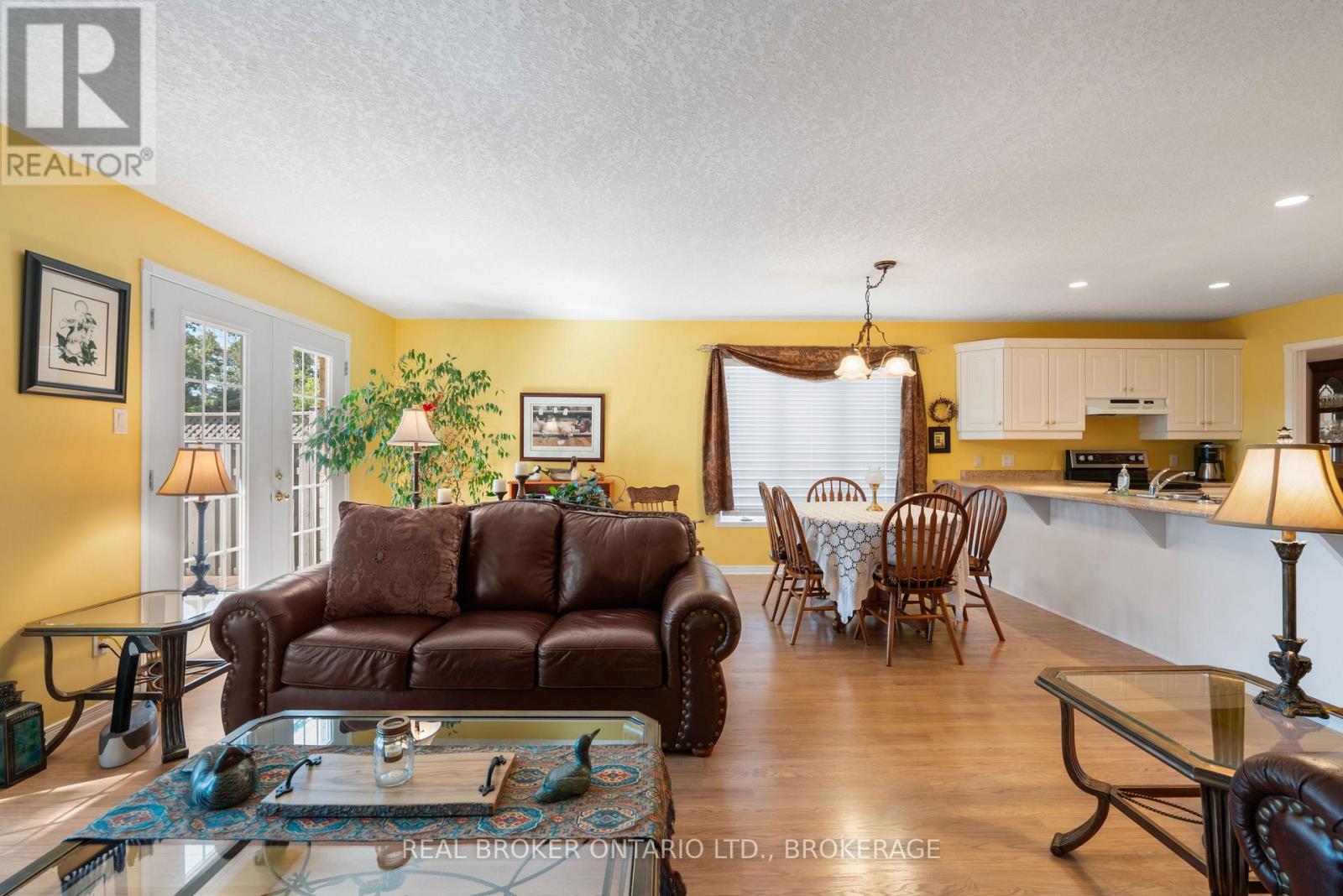 508 Jo Anne Crescent Property Photo 22