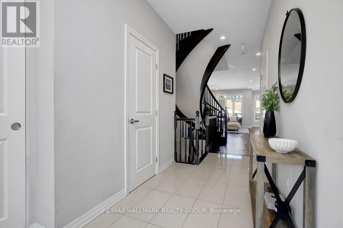 317 Lysander Place Property Photo 2
